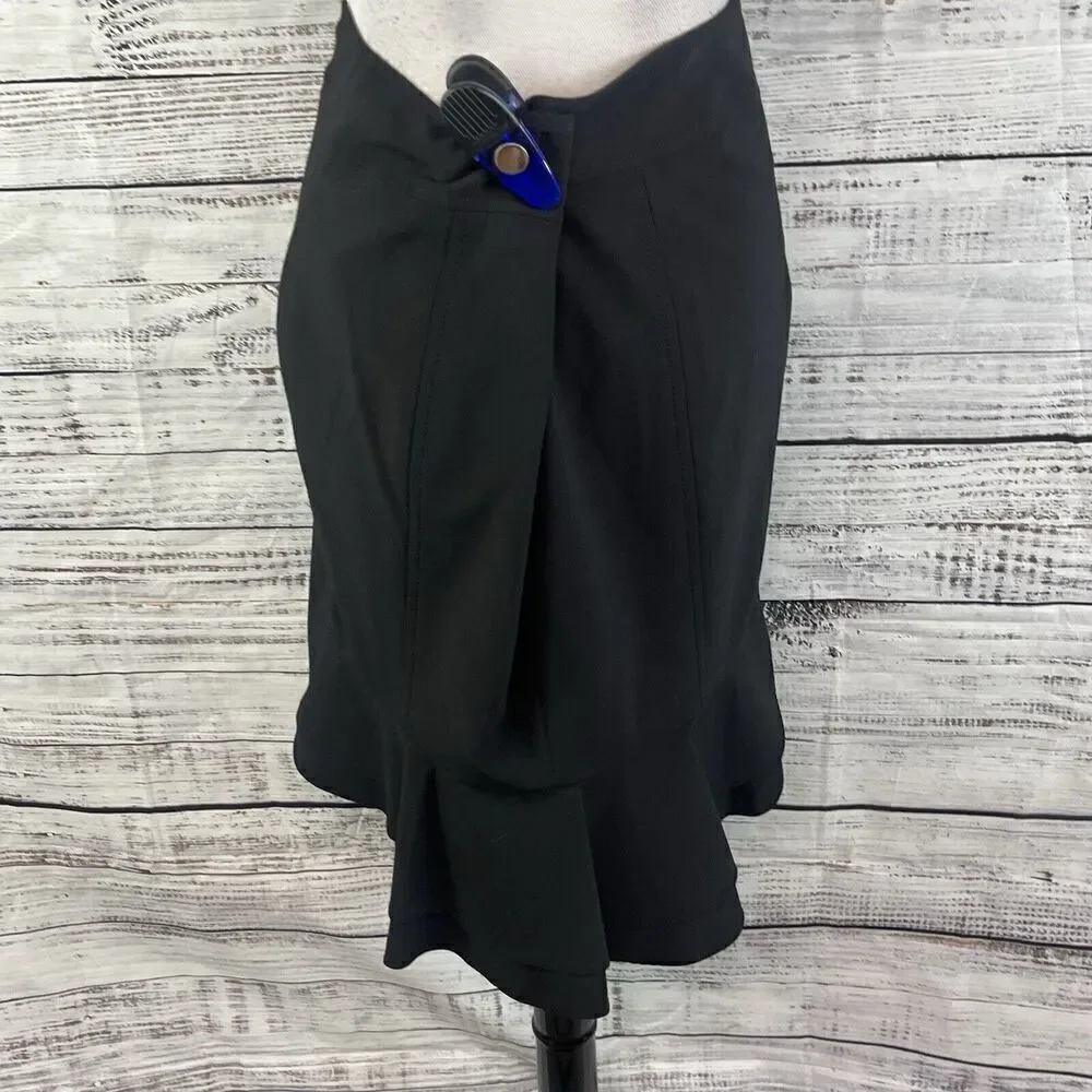 Express Design Studio Skirt sz 8 Classic Black Straight Knee Flared Back Career